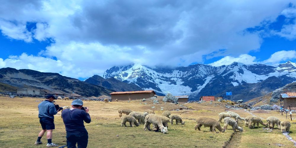 AUSANGATE TREK 3 DAYS | Trek To Rainbow Mountain In 3 Days