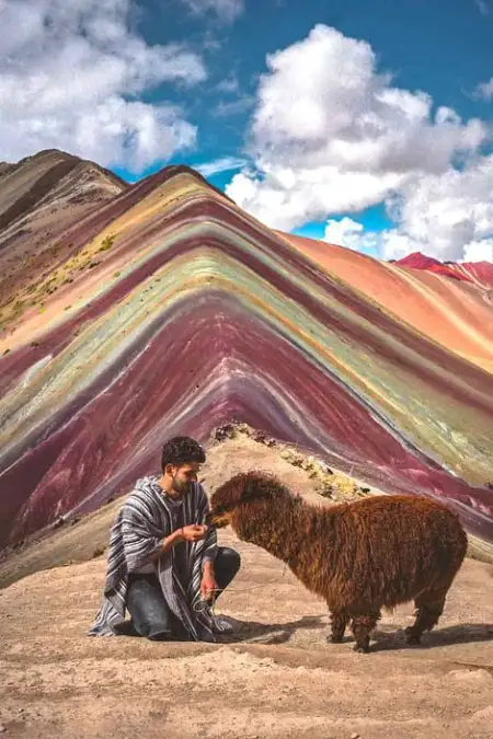 mountain-colors-in-cusco-peru