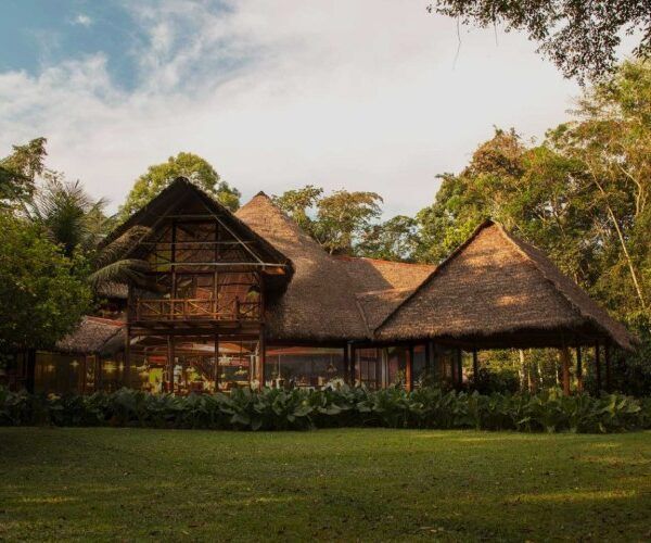 the places to stay when you do the tambopata tour