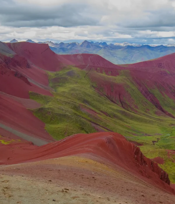 red valley to rainbow mountain with picnic