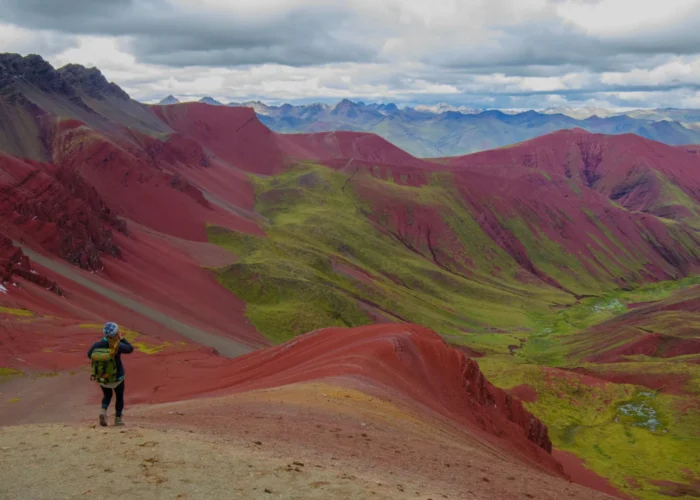 red valley to rainbow mountain with picnic