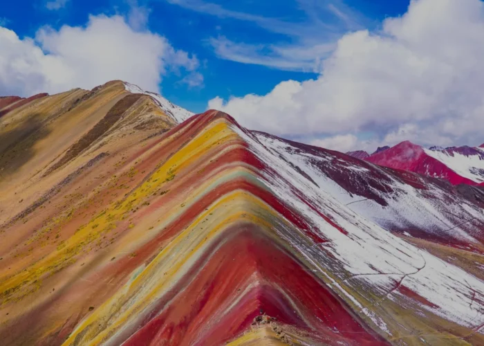 rainbow mountain tour in two days